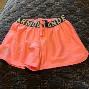 Lot of girls under armour shorts